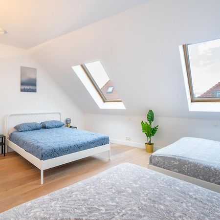 Apartment Light House. Heart Of Антверпен Екстериор снимка