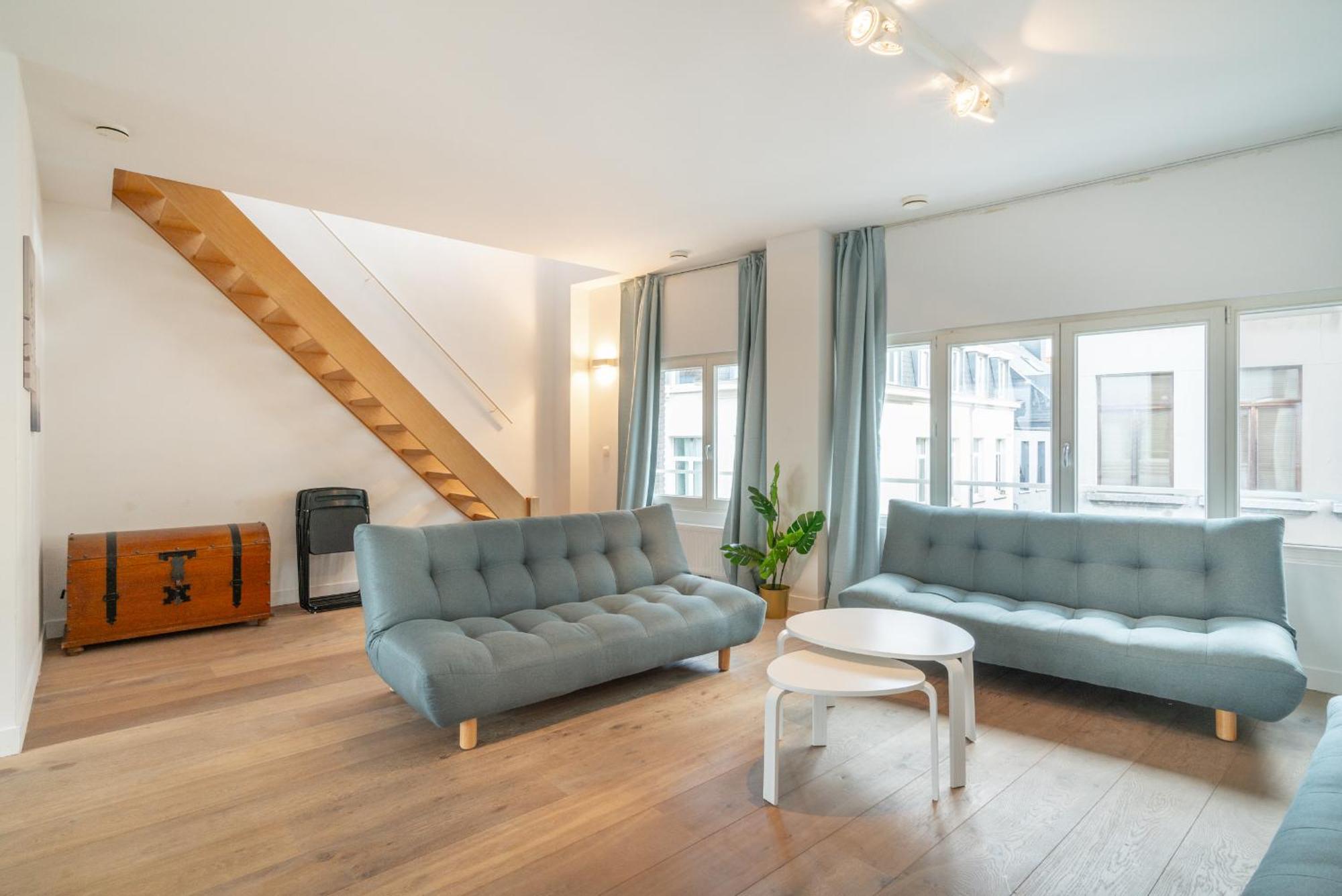Apartment Light House. Heart Of Антверпен Екстериор снимка