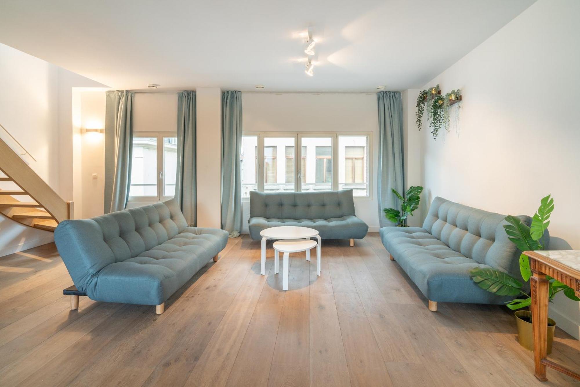 Apartment Light House. Heart Of Антверпен Екстериор снимка